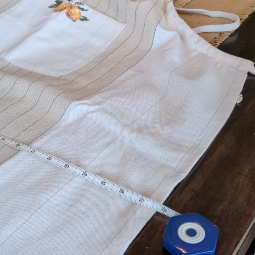 Apron - Picture 7 of 7